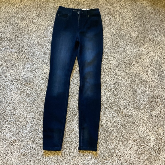 INC International Concepts Women's Midnight Blue Skinny Jeans - Picture 1 of 4